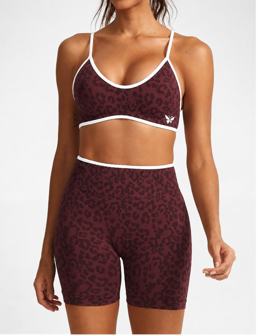 Short animal print yoga