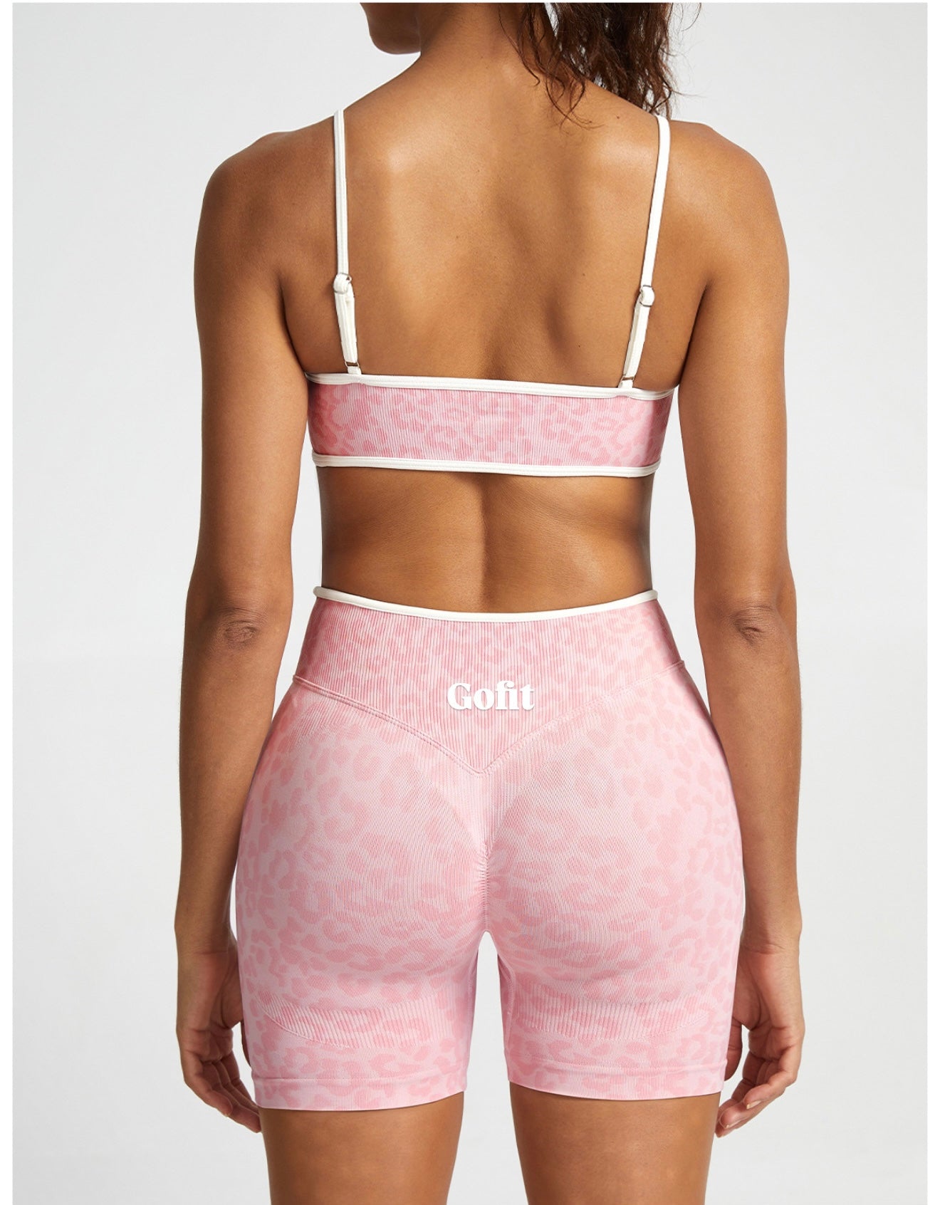 Short animal print yoga